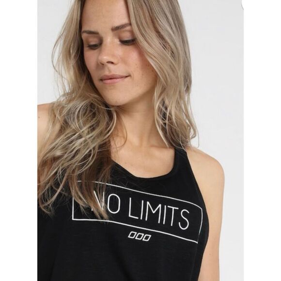 Lorna Jane No Limits Racerback Tank Top in Black Size Medium - Picture 1 of 5
